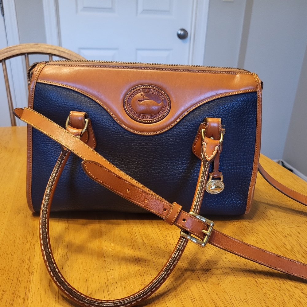 Vintage Dooney & Bourke All Weather Leather crossbody navy purse